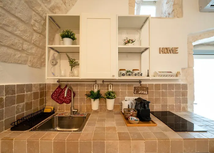 Velvet Maison * 奥斯图尼